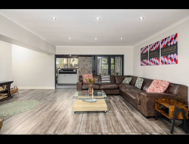 4 BEDROOM HOUSE TO LET IN MILNERTON RIDGE